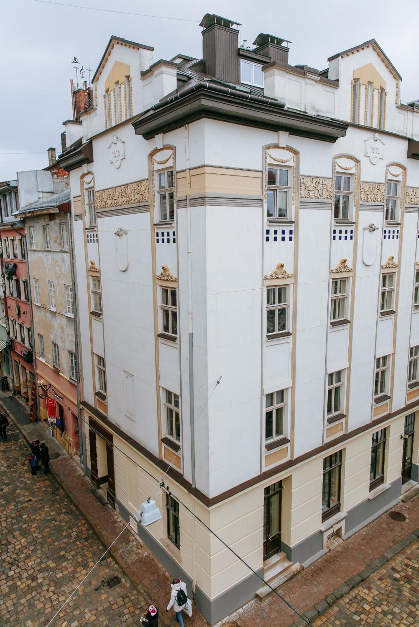 Apart Ivana Fedorovycha 30, Street Lviv Buitenkant foto